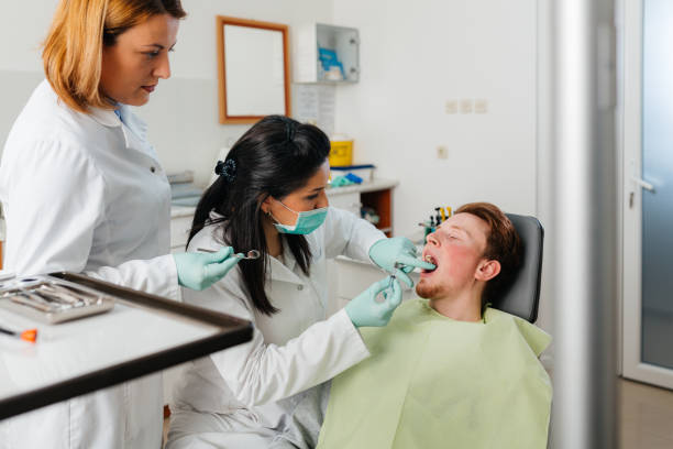 Best Emergency Treatment for Dental Infections or Abscesses in Pebble Creek, FL